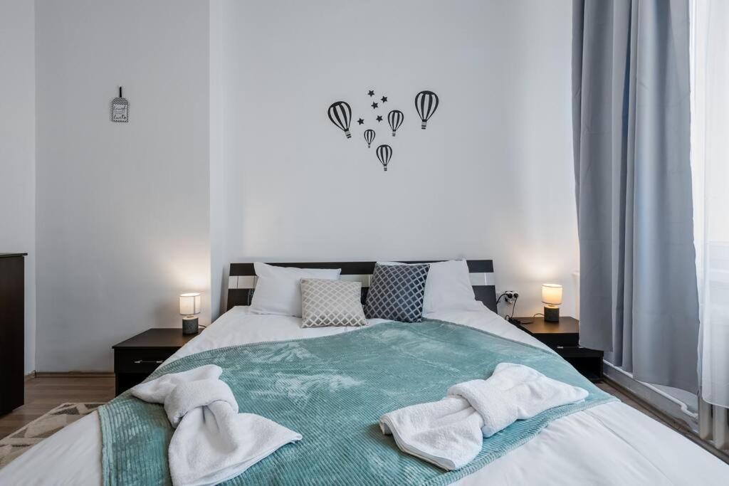 Spacious 3Bd Central Apartment Sofia Bagian luar foto