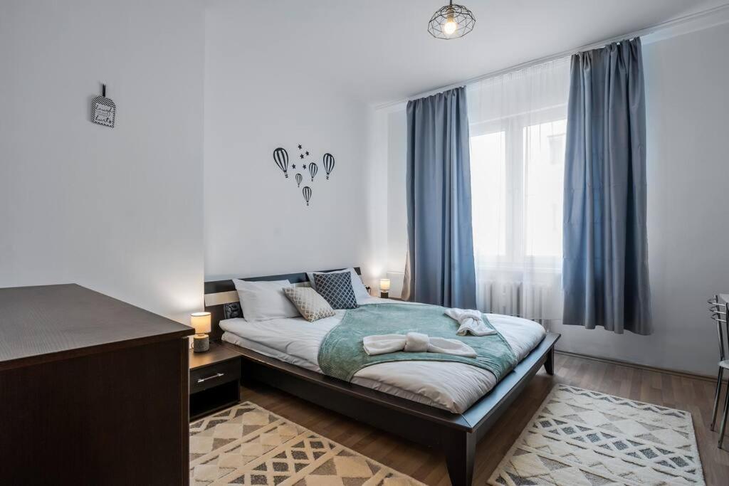 Spacious 3Bd Central Apartment Sofia Bagian luar foto